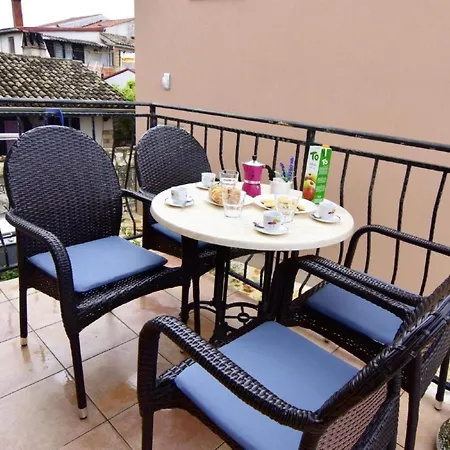 Apartment Fiorela 2 By Interhome Poreč