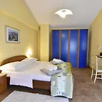 Apartament Fiorela 2 By Interhome *