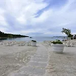 Fiorela 2 By Interhome Poreč