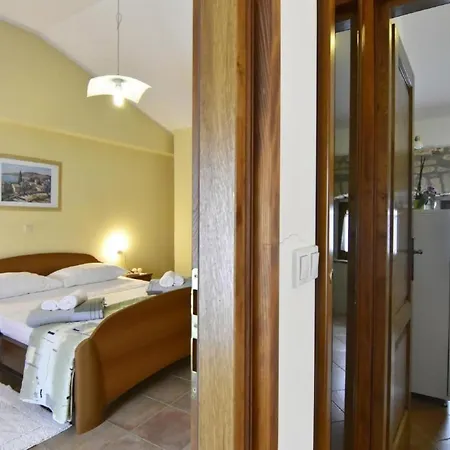 Fiorela 2 By Interhome Apartment Porec