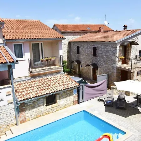 Fiorela 2 By Interhome * Porec
