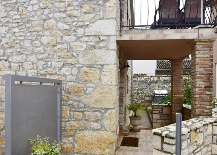 Apartment Fiorela 2 By Interhome