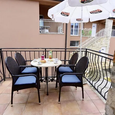 Apartman Fiorela 2 By Interhome *