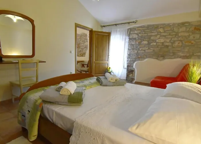 Fiorela 2 By Interhome Apartman